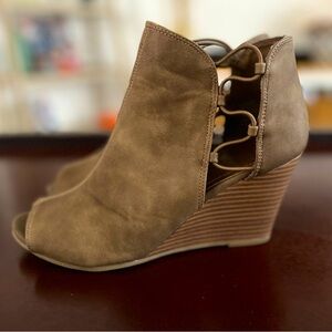 Brown Peep toe Sugar Wedge Size 8